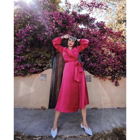 NWT C/MEO Collective Fuchsia Wrap Dress - Picture 2 of 4